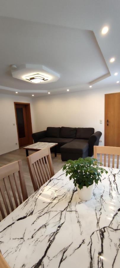 Ferienwohnung Istrefi 알피르스바흐 외부 사진