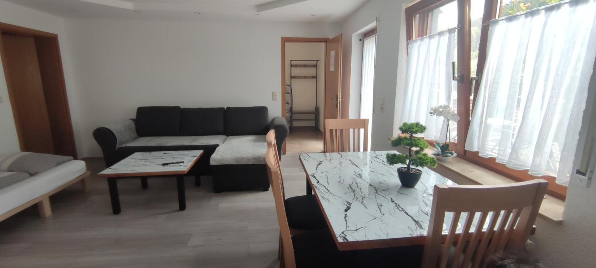 Ferienwohnung Istrefi 알피르스바흐 외부 사진